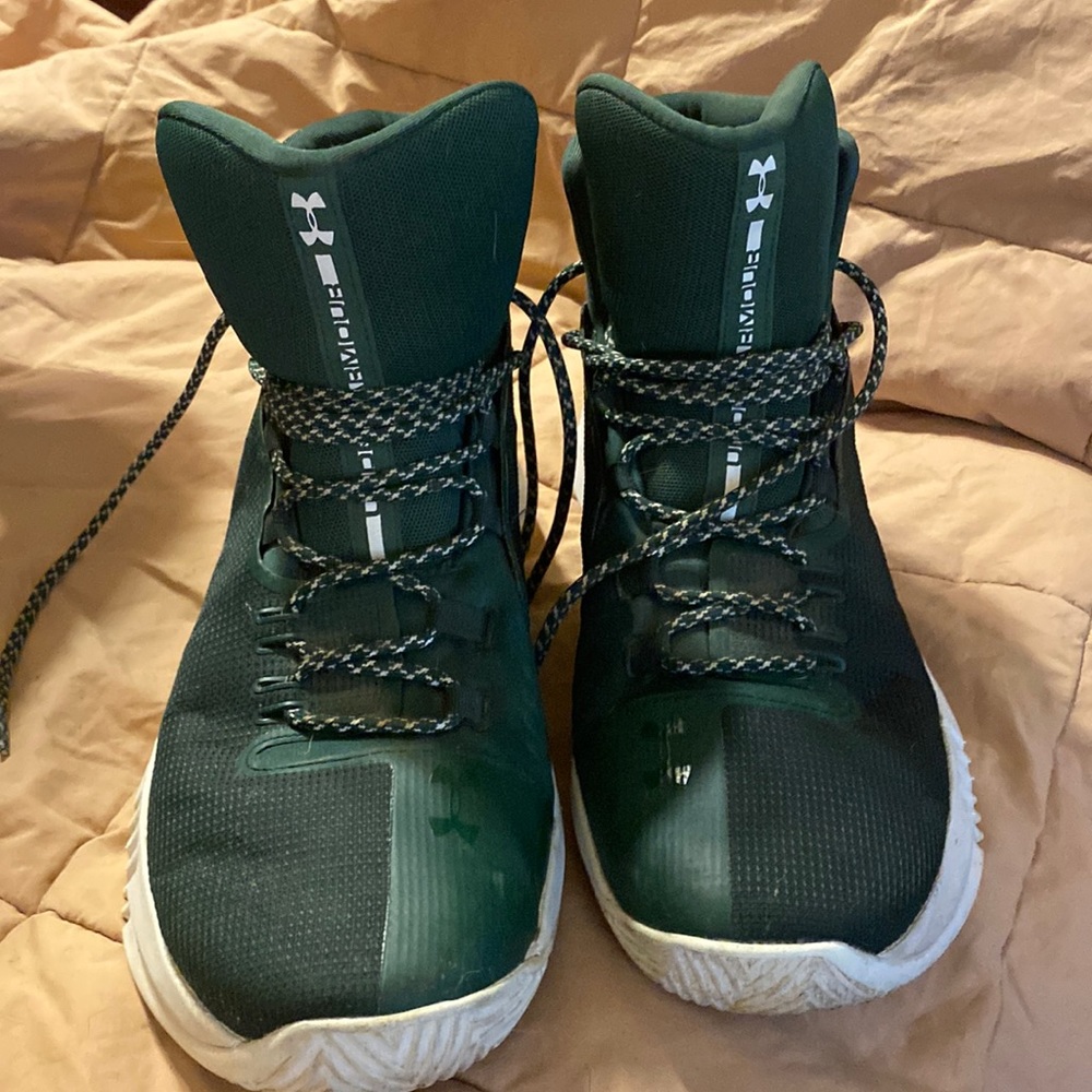 Steph Curry Under Armour  size 11